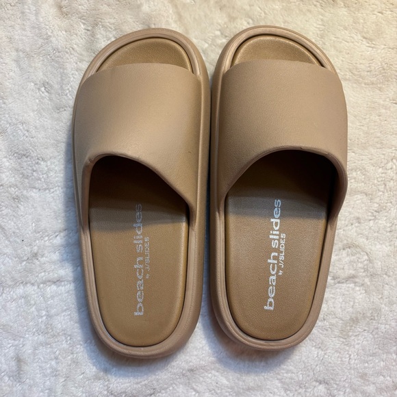 NEW Beach Slides by J Slides Sandals Size 7 Tan Beige EVA Squish Pool Slides - Picture 7 of 10